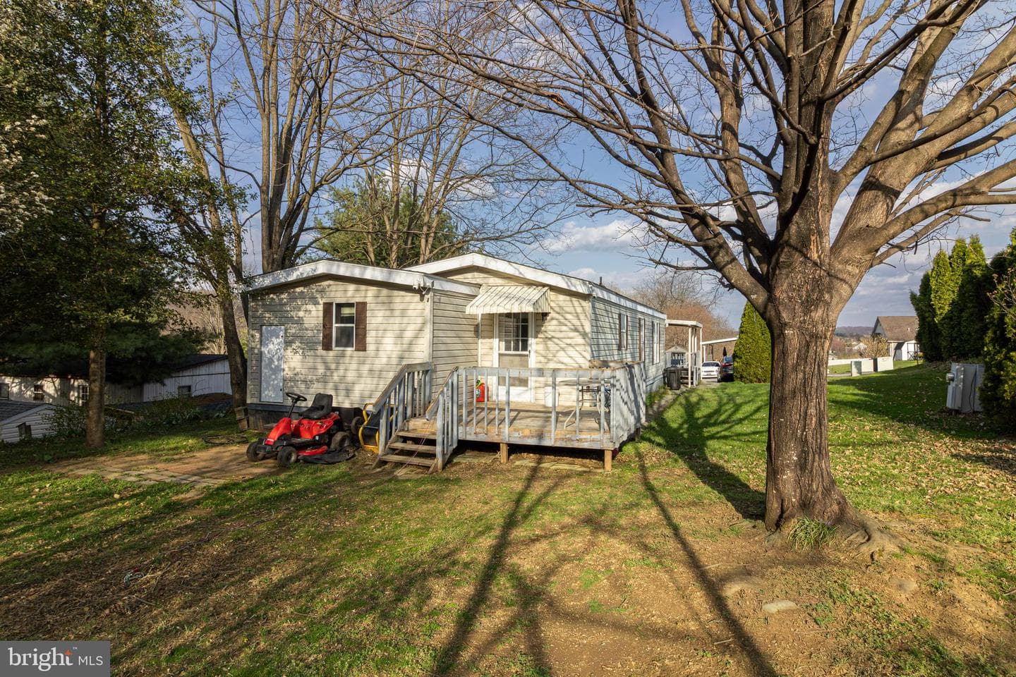 743 Shawna Ave photo 5
