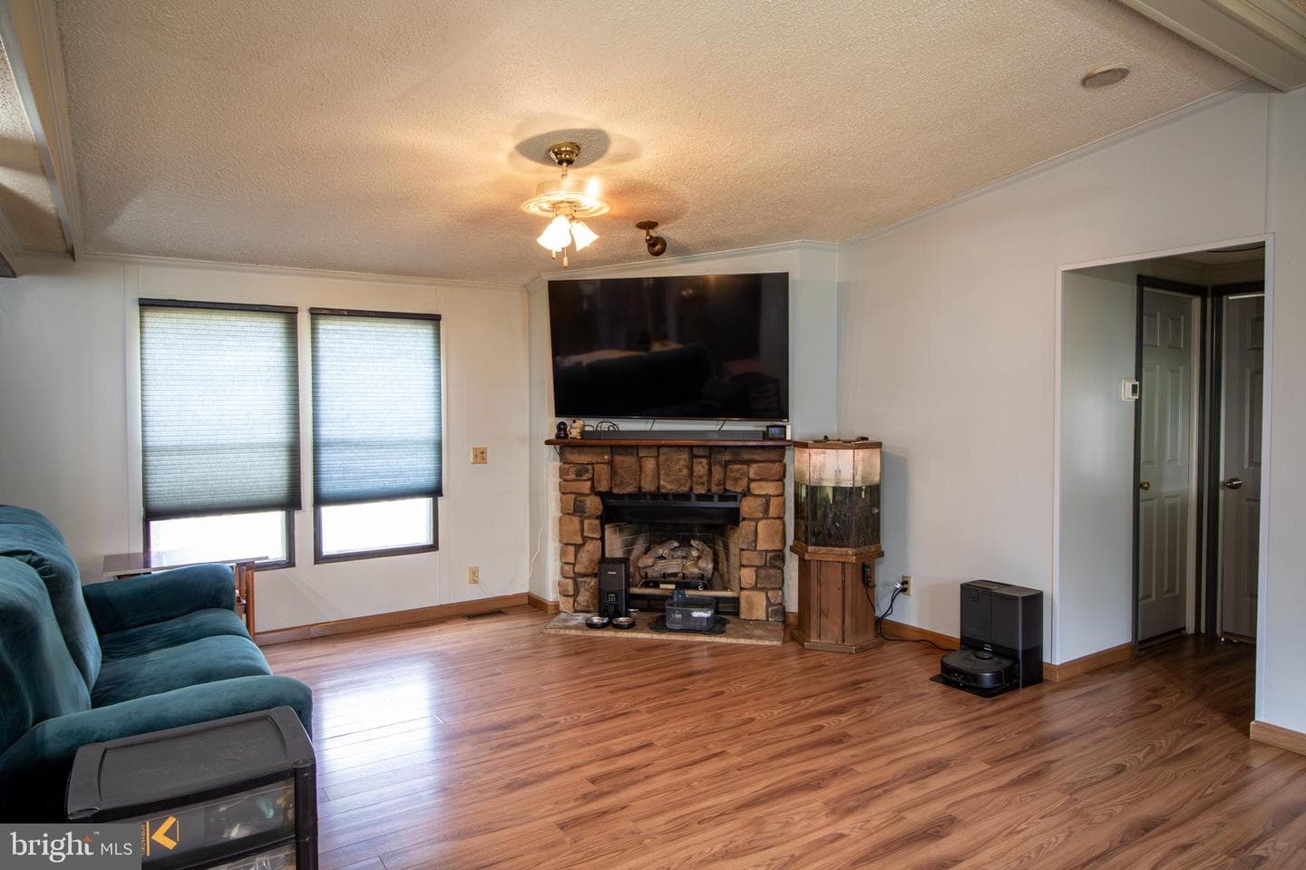 743 Shawna Ave photo 7