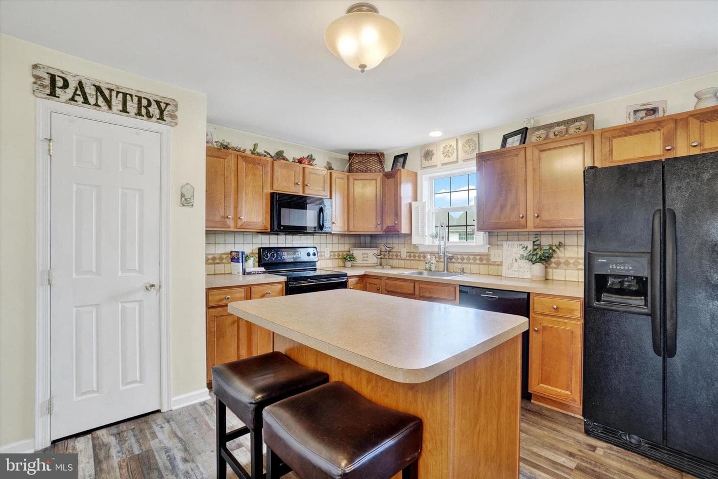 445 Stabley Lane photo 9