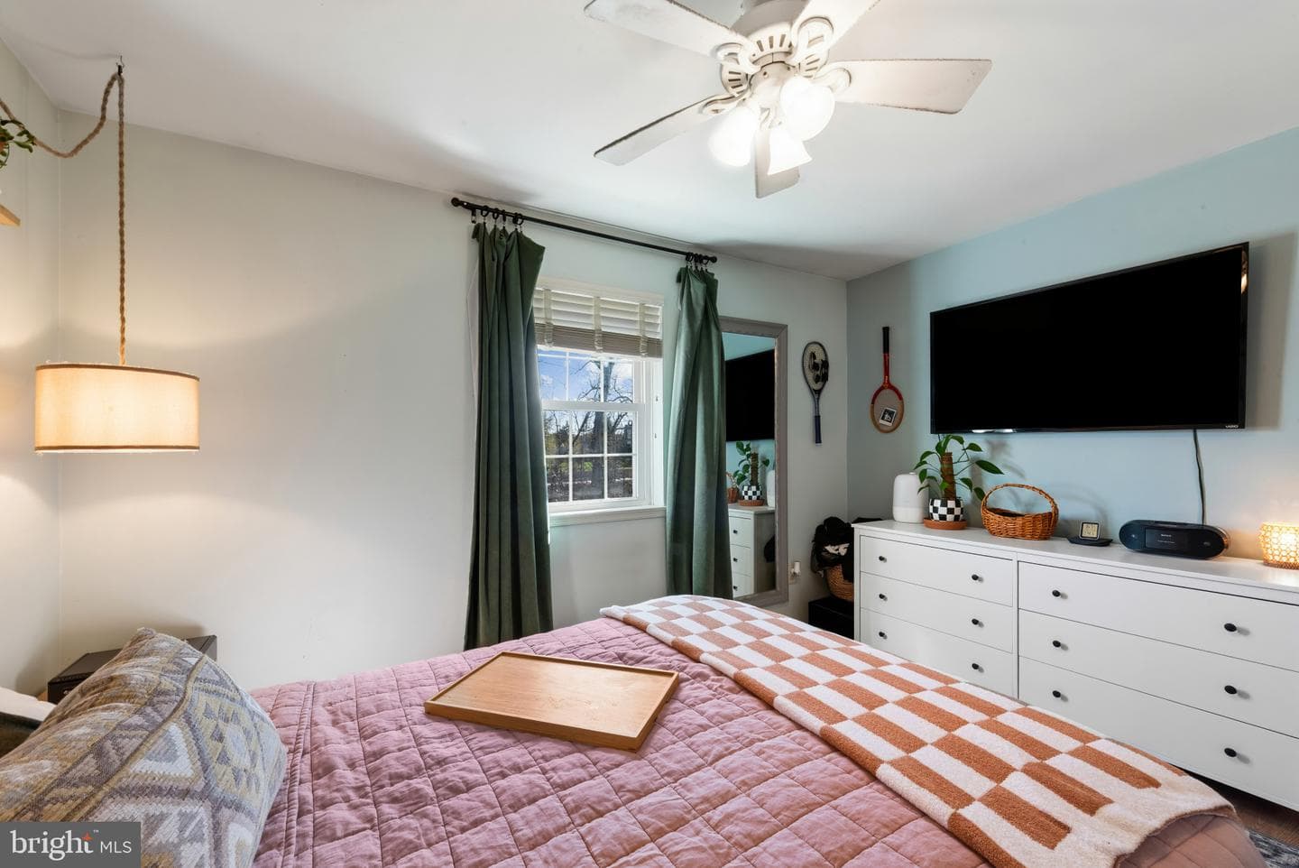 210 Wheaton Street photo 32