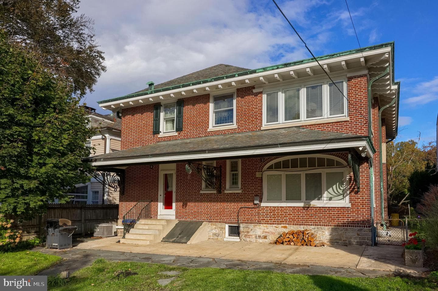 146 E Springettsbury Avenue photo 38