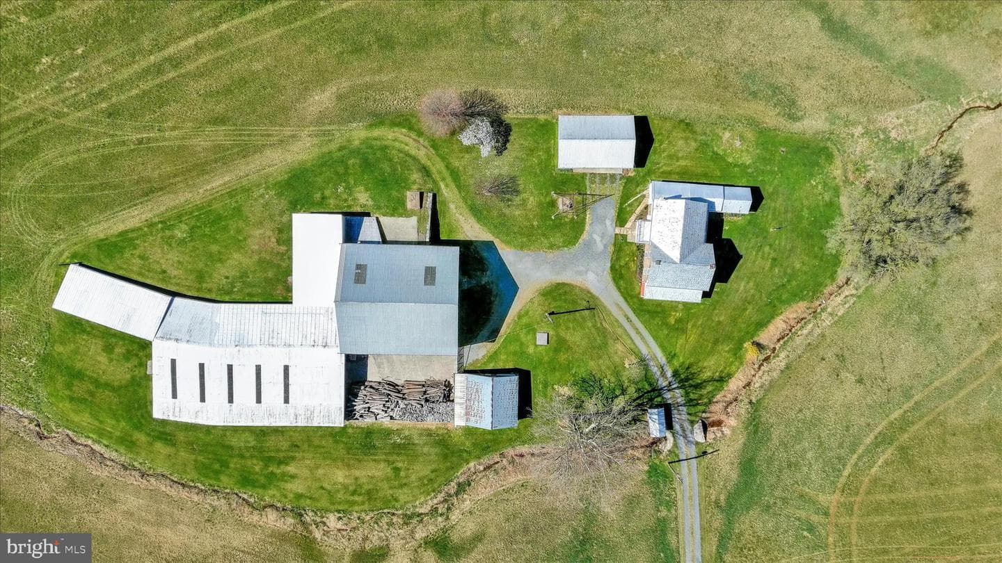 612 Capitol Hill Road, Dillsburg