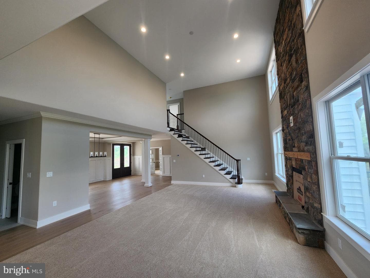 406 Willow Oak Drive photo 4