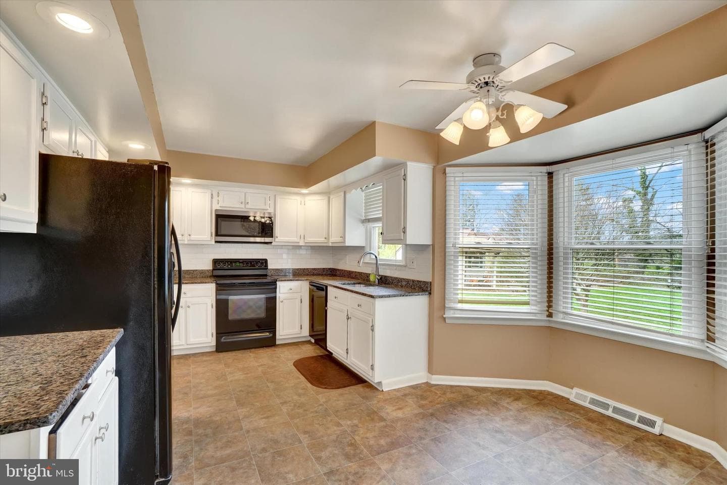 5 Marlborough Drive photo 17