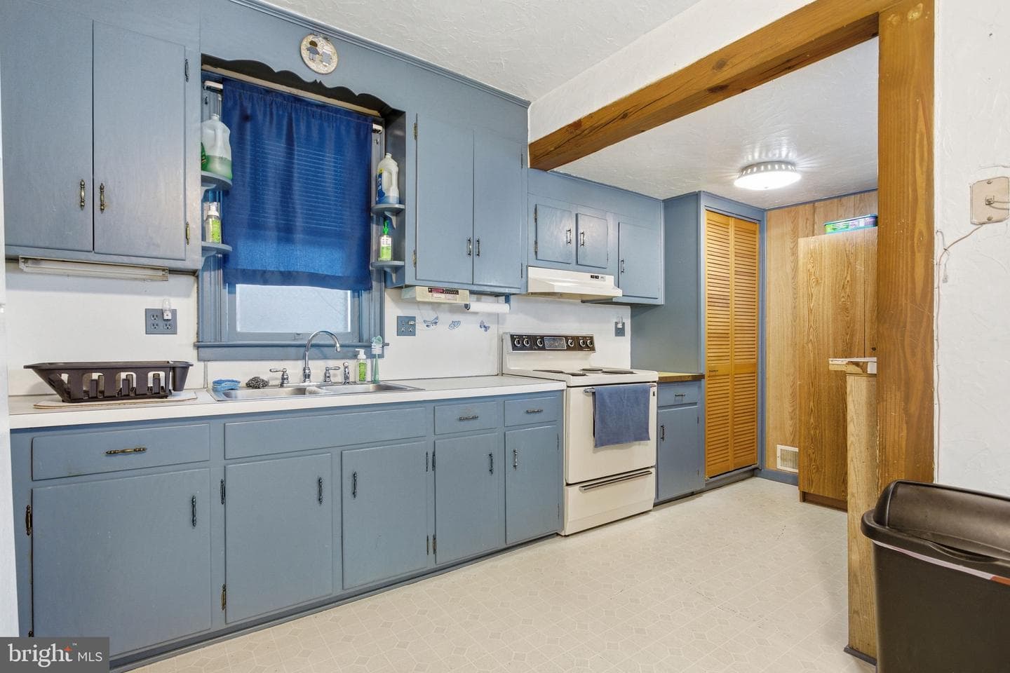 14 Fair Avenue photo 12