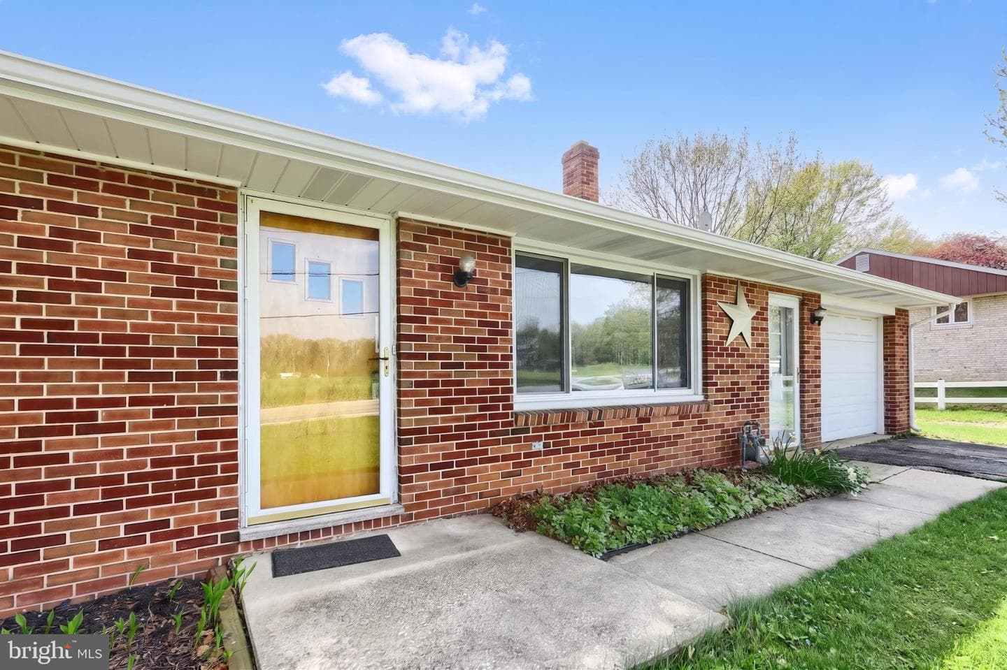 860 Witmer Road photo 2