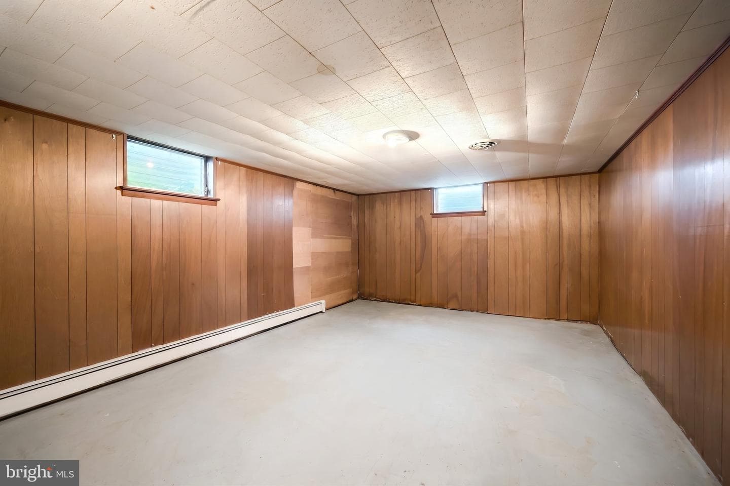 860 Witmer Road photo 27