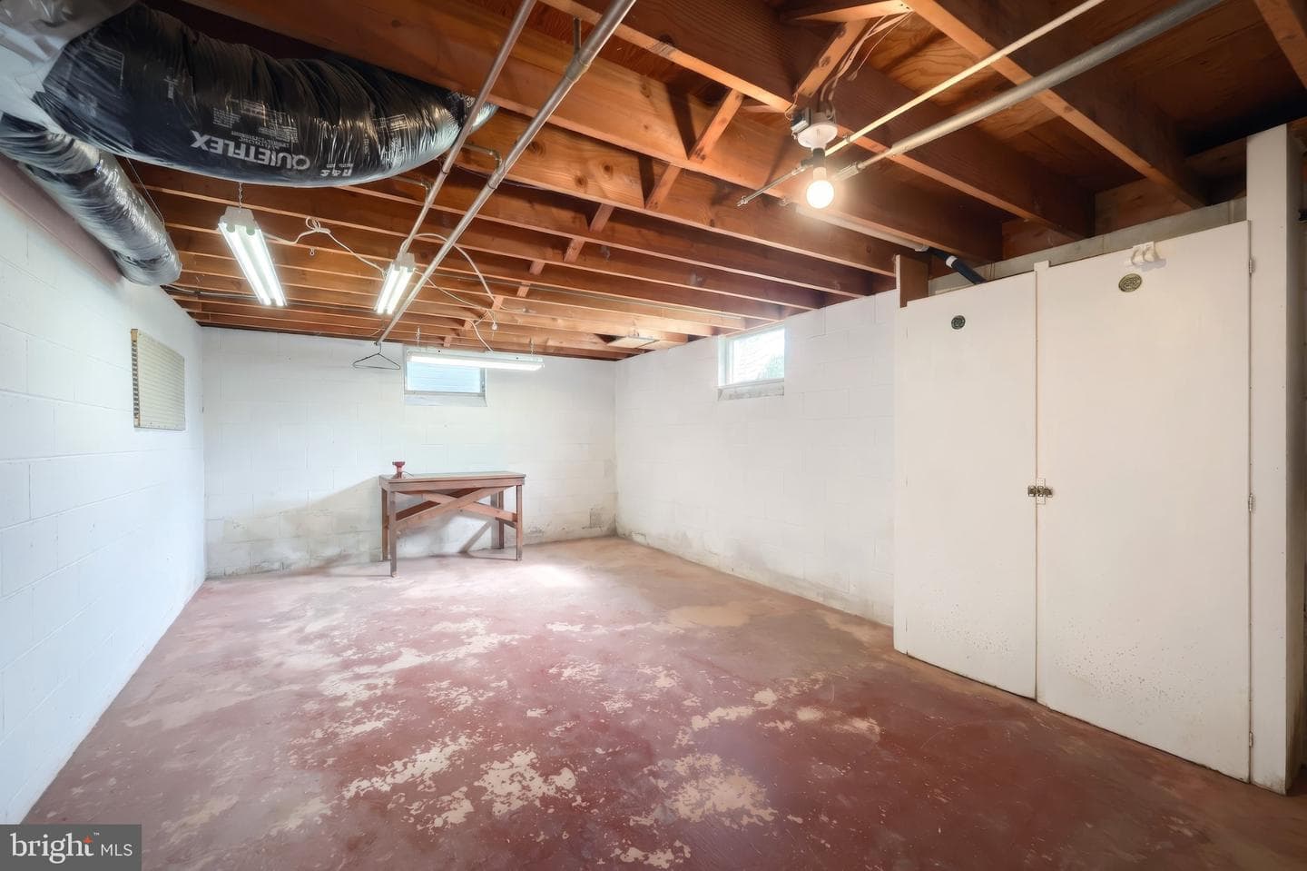 860 Witmer Road photo 30