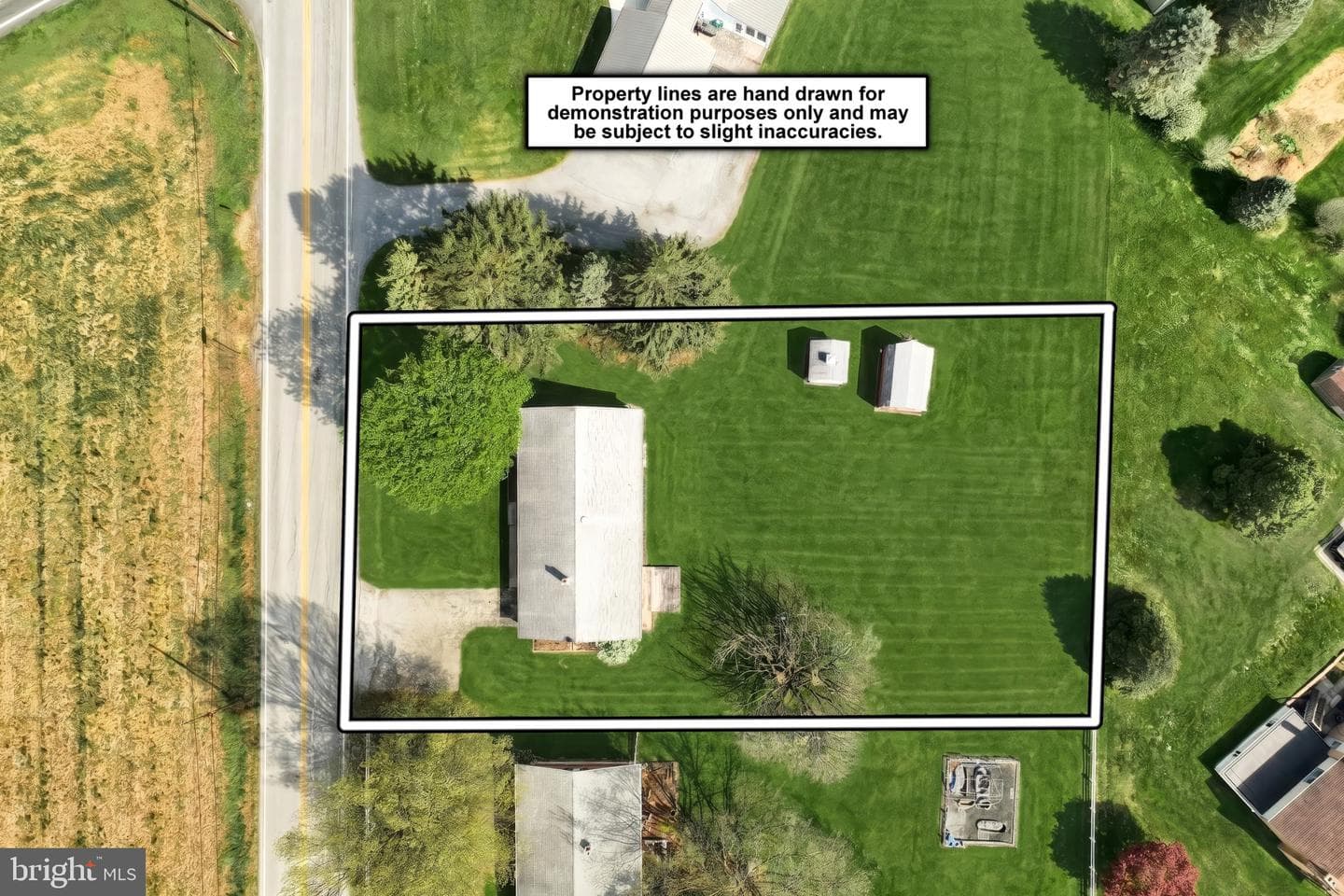 860 Witmer Road photo 33