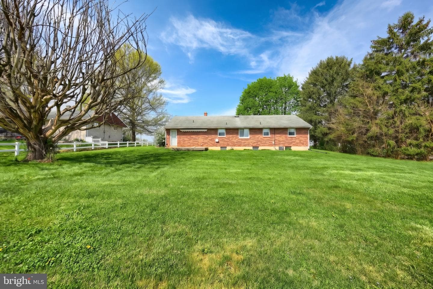 860 Witmer Road photo 7