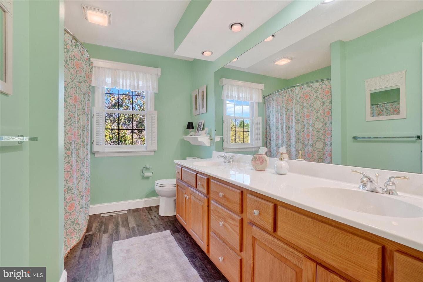 934 Castle Pond Drive photo 21