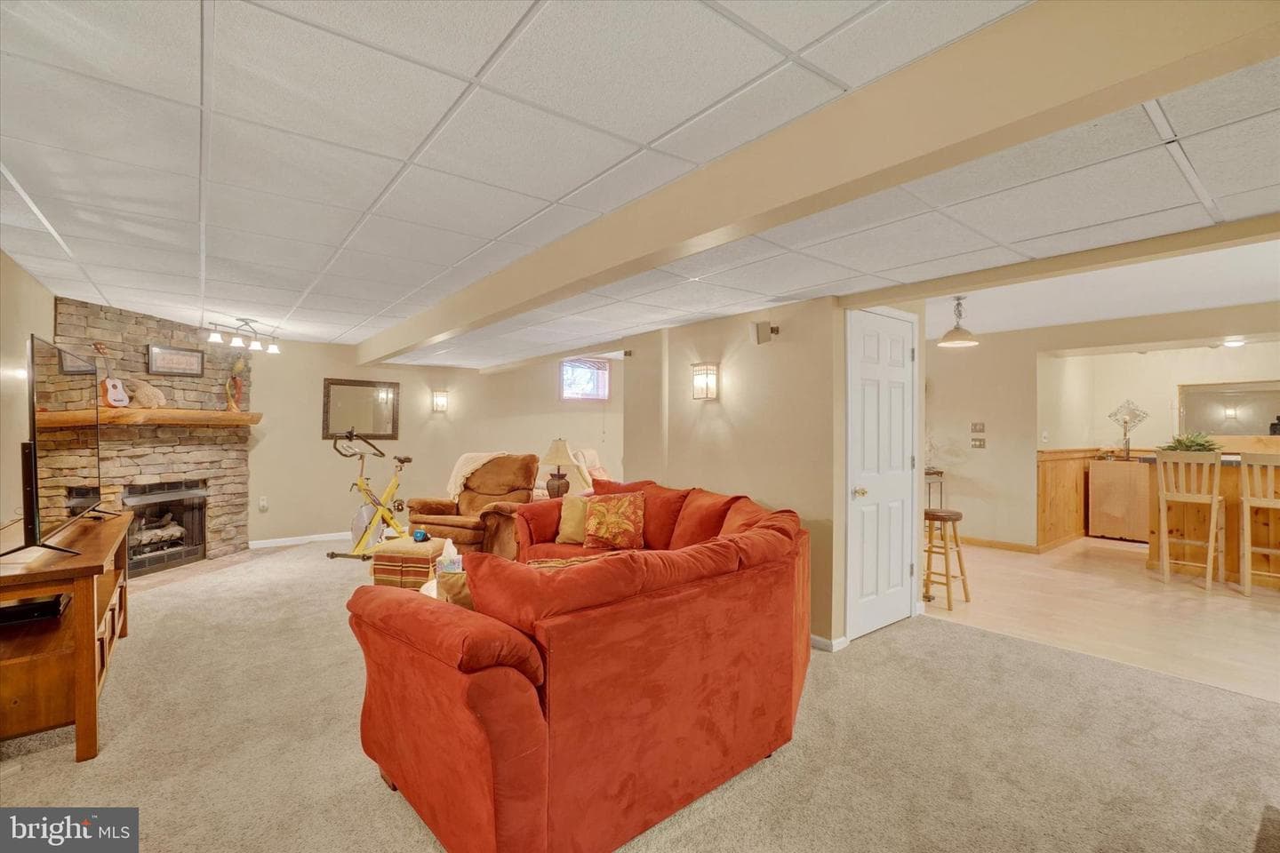 934 Castle Pond Drive photo 30