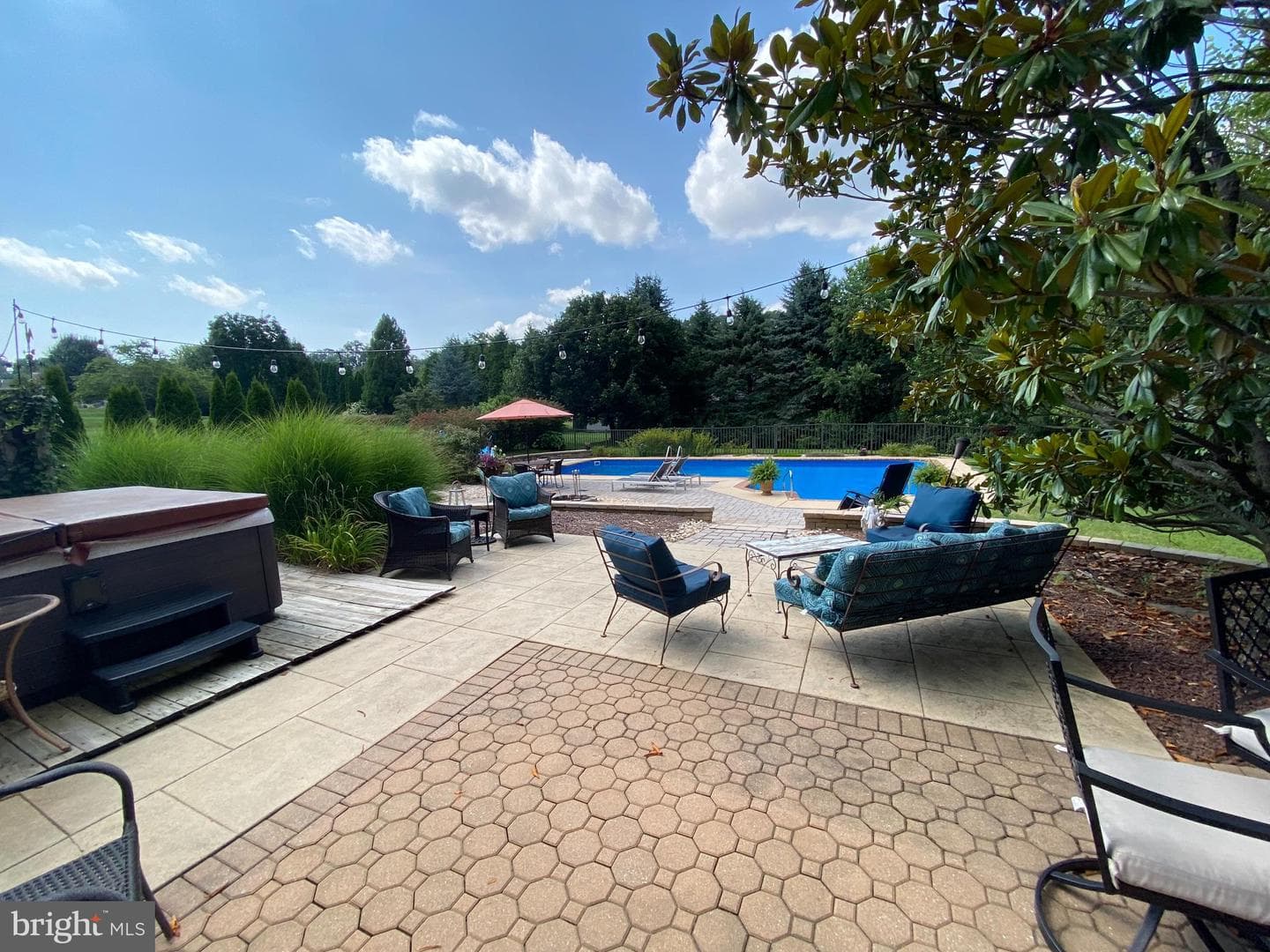 934 Castle Pond Drive photo 39