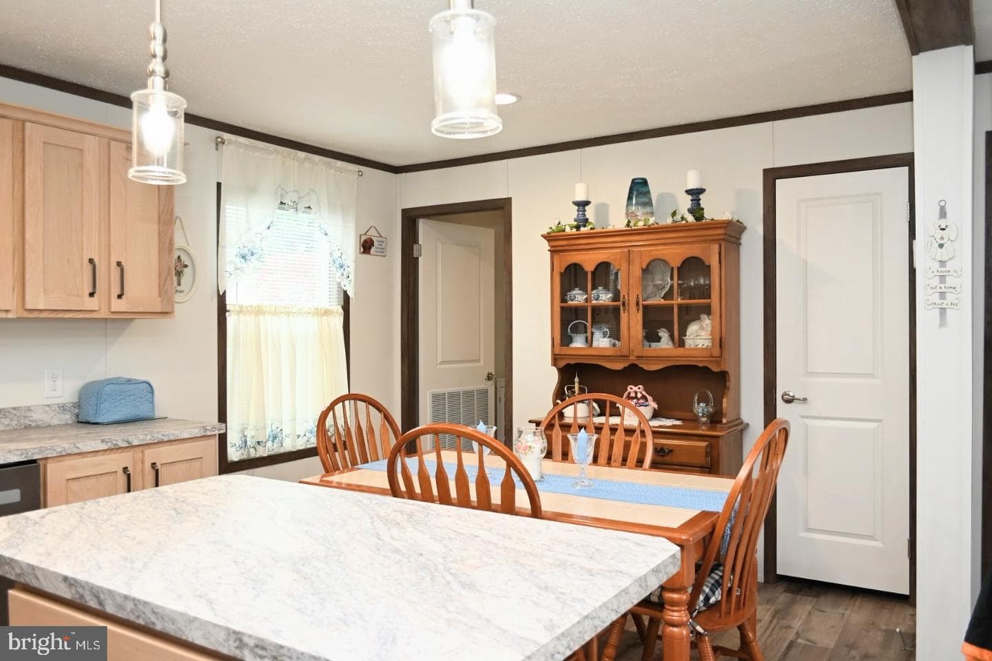 103 Carbridge Road E photo 12