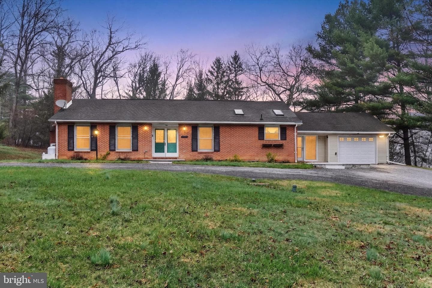 3870 Autumn Lane photo 2