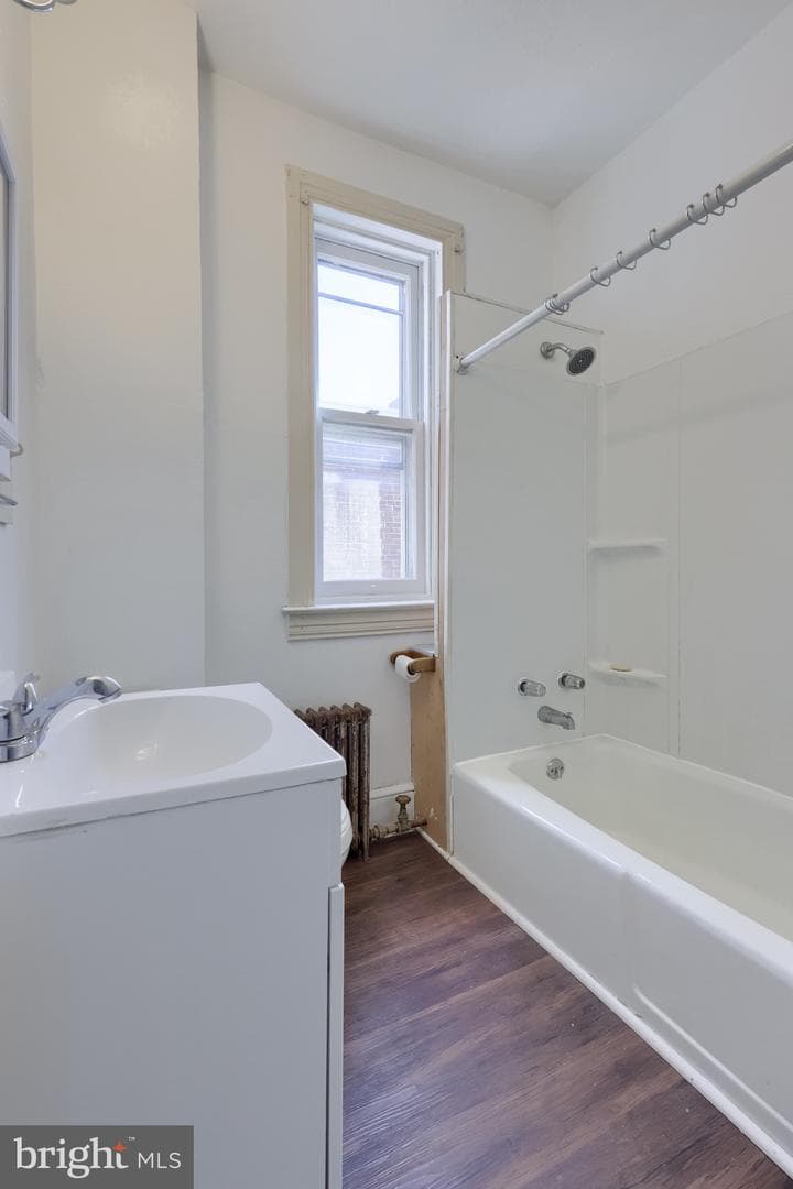 702 York Street photo 27