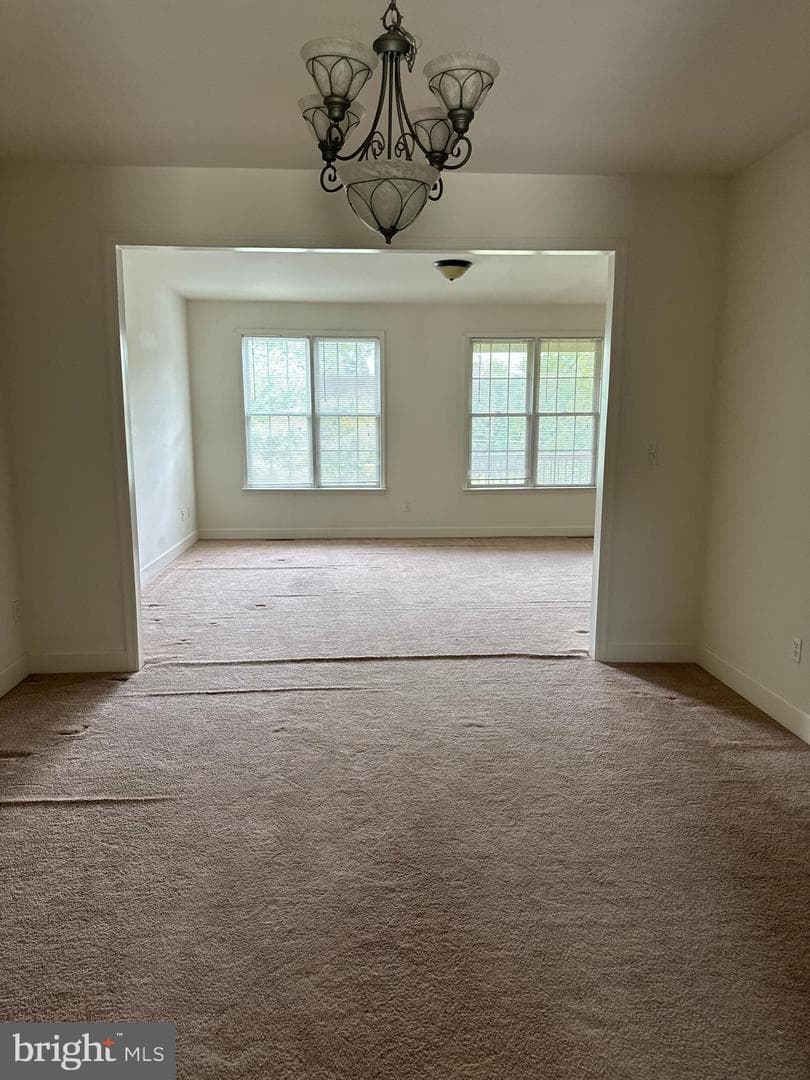 18 Kingswood Drive photo 3