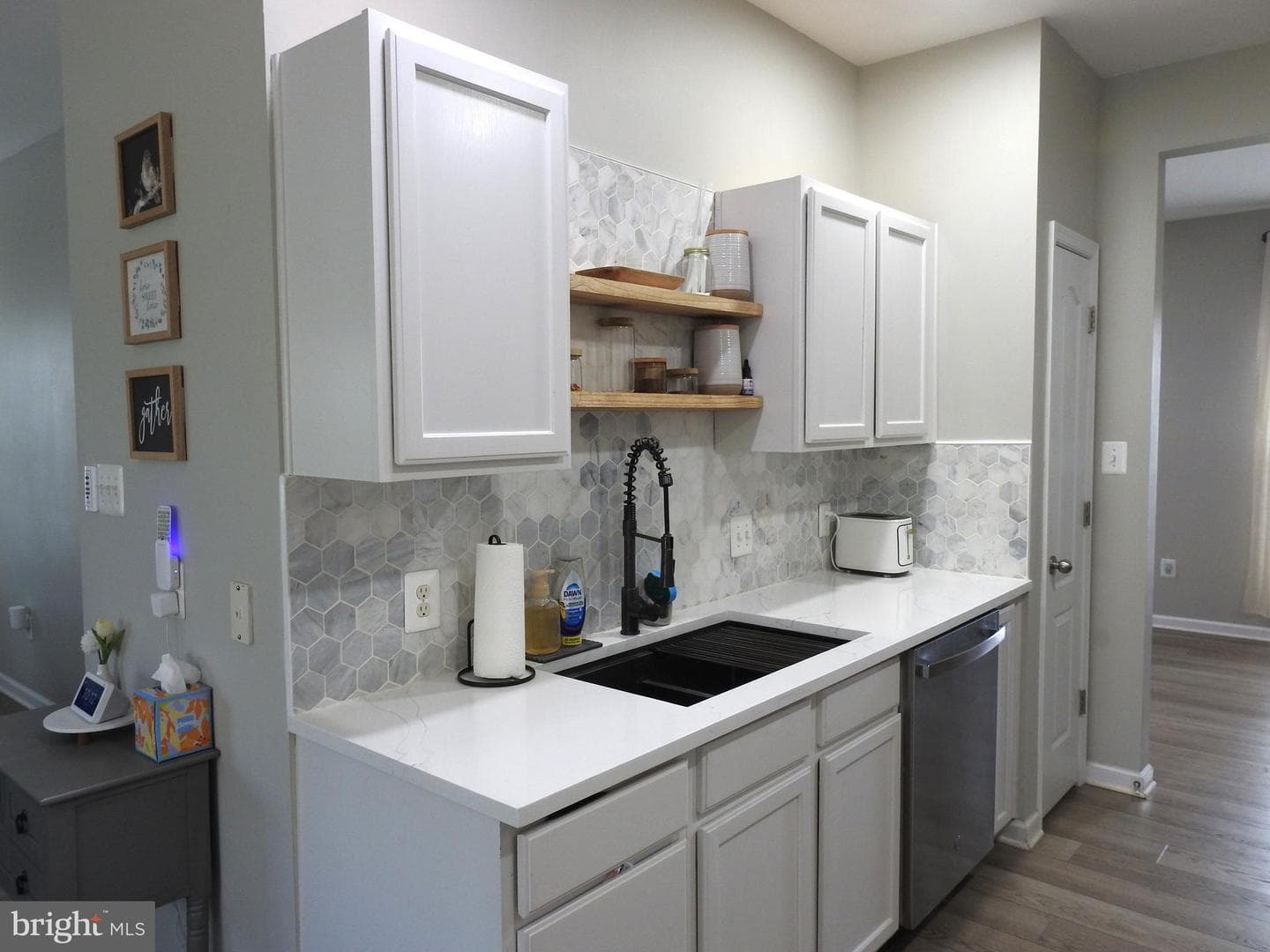 160 Hickory Ridge Circle photo 5