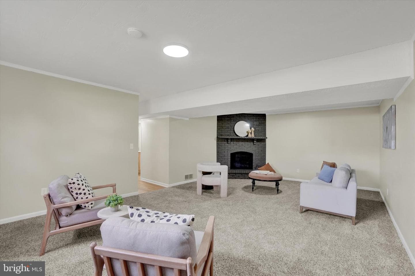 2700 Thornbridge Road E photo 10