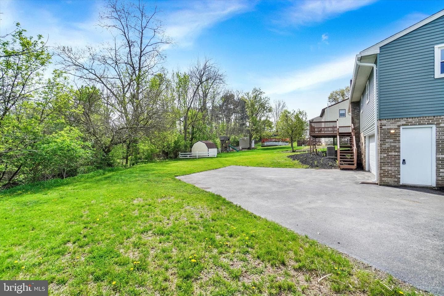 2700 Thornbridge Road E photo 15