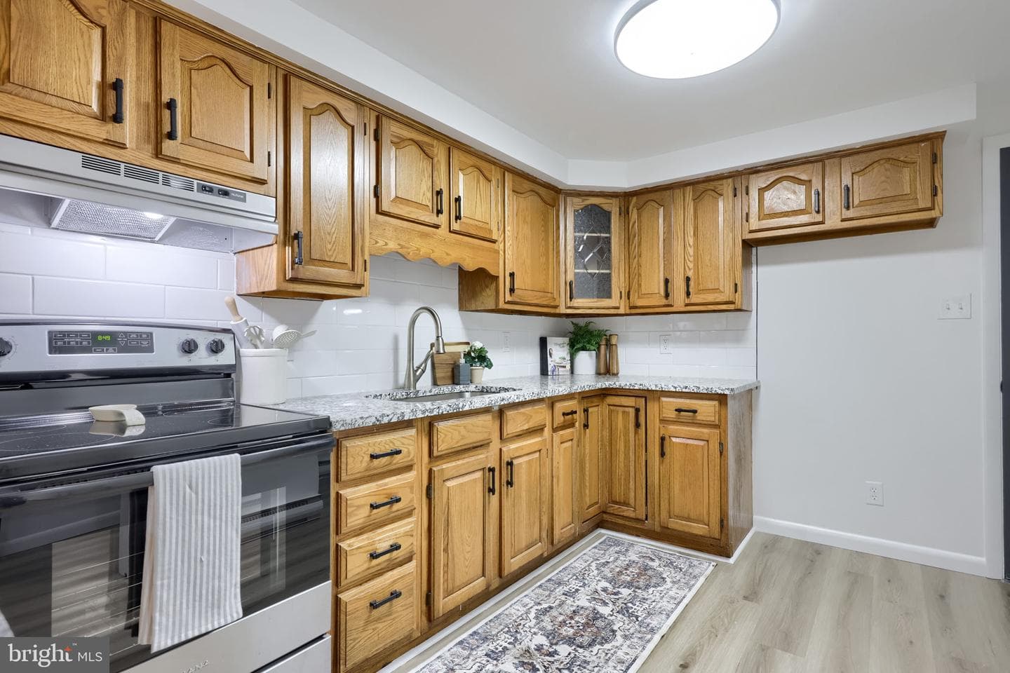 1411 S Mountain Road photo 15
