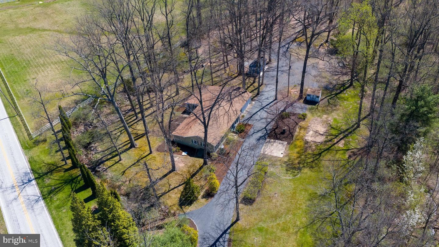 1411 S Mountain Road photo 3