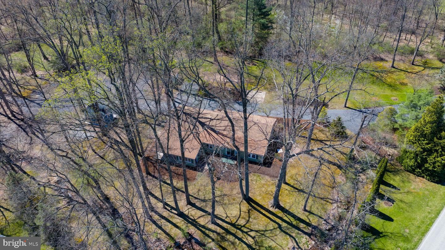 1411 S Mountain Road photo 58