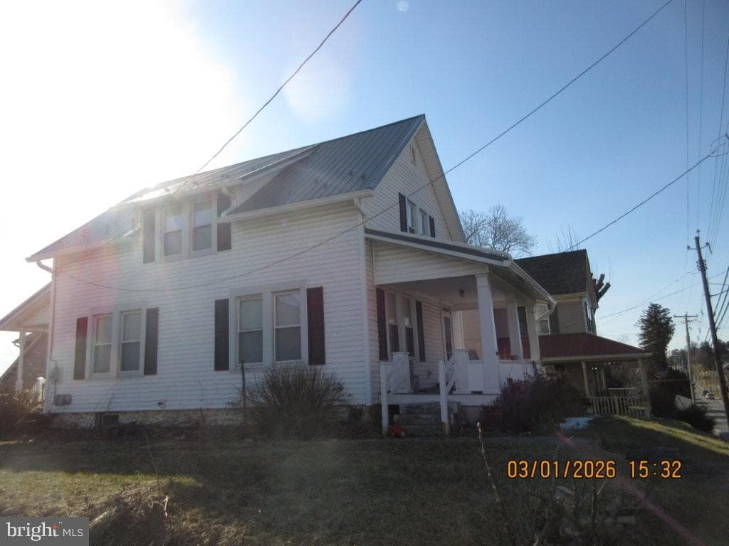 26 W Main Street