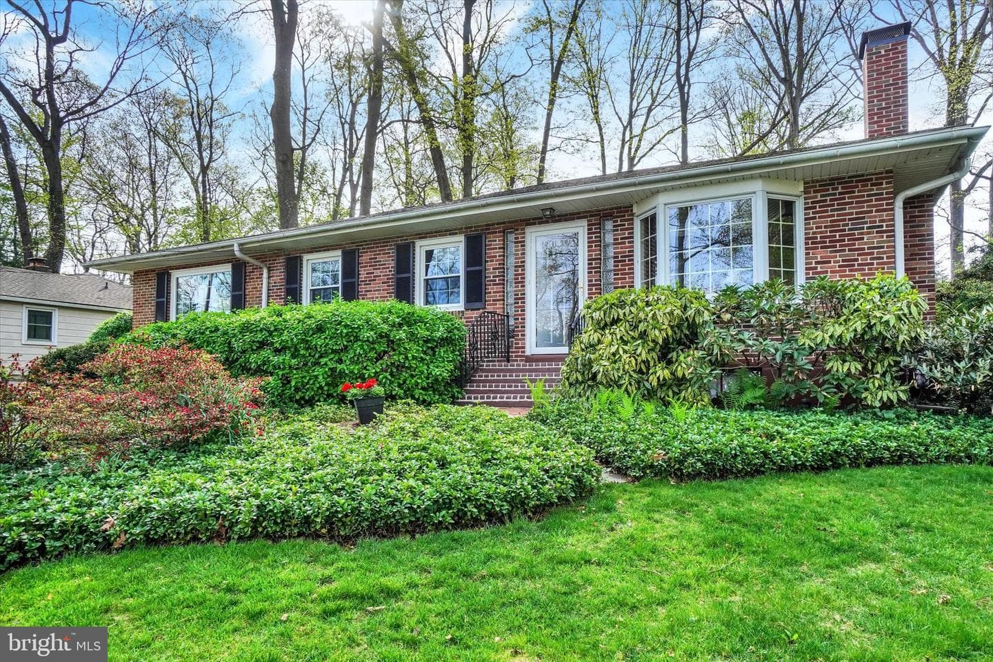 120 Woodland Road photo 4