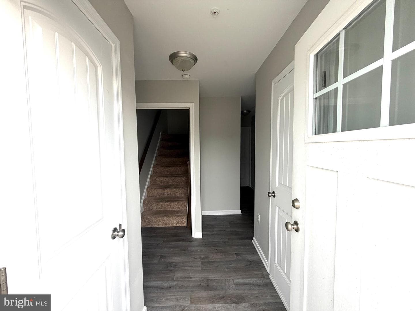 522 Charles Avenue photo 3