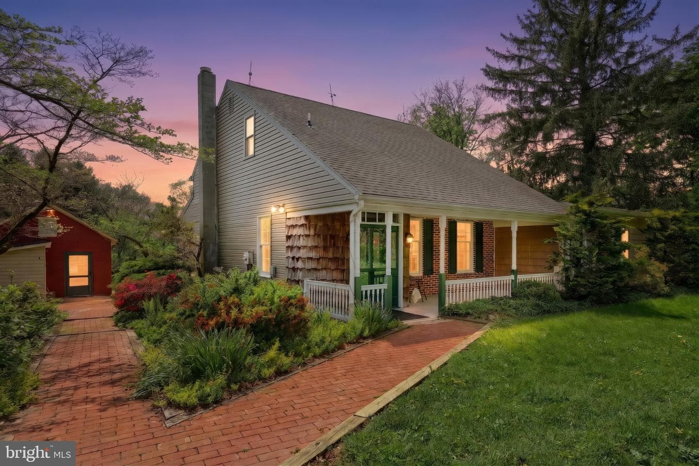 1974 Yingling Drive, Spring Grove