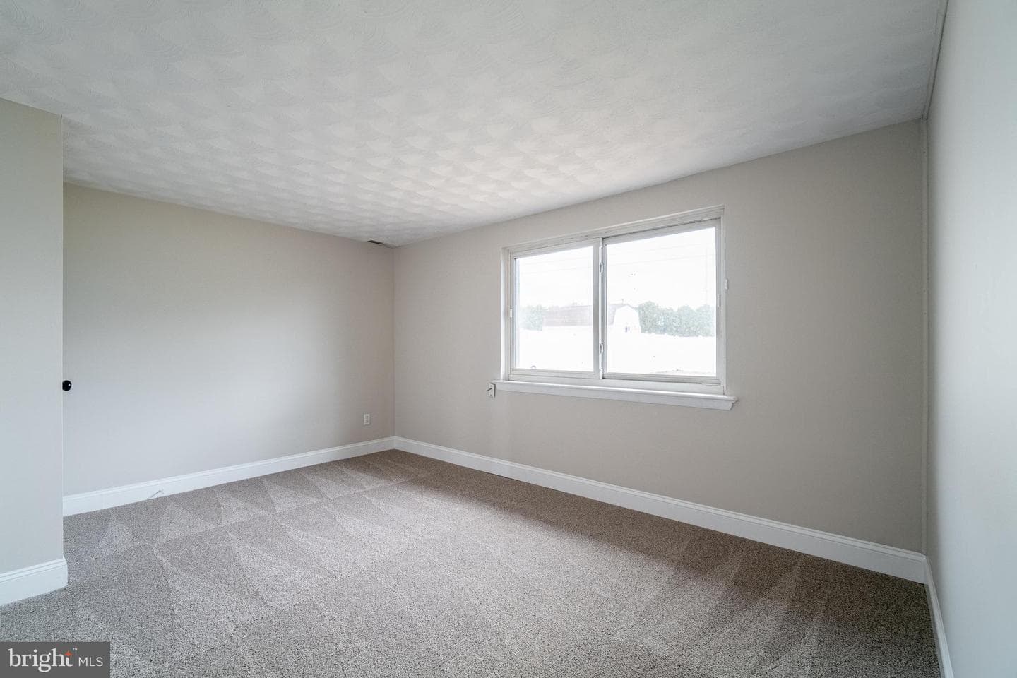 907 Marbrook Lane photo 25