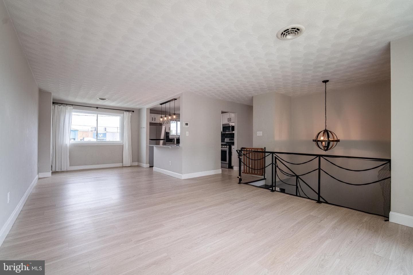 907 Marbrook Lane photo 3