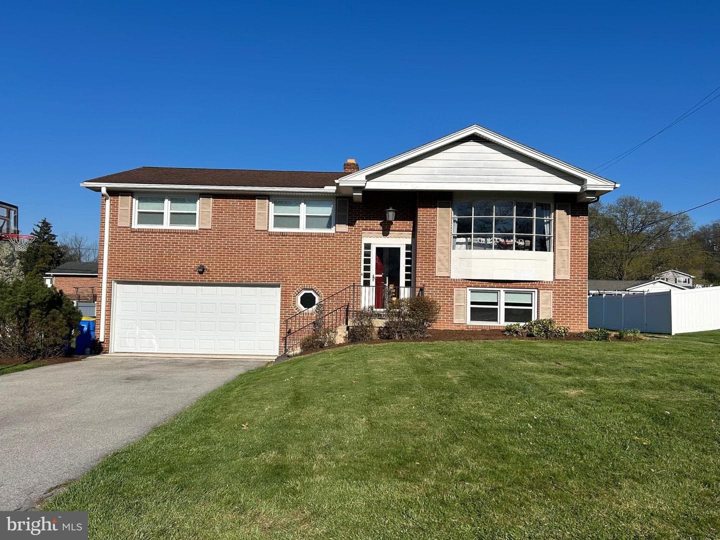 425 Cortleigh photo 30