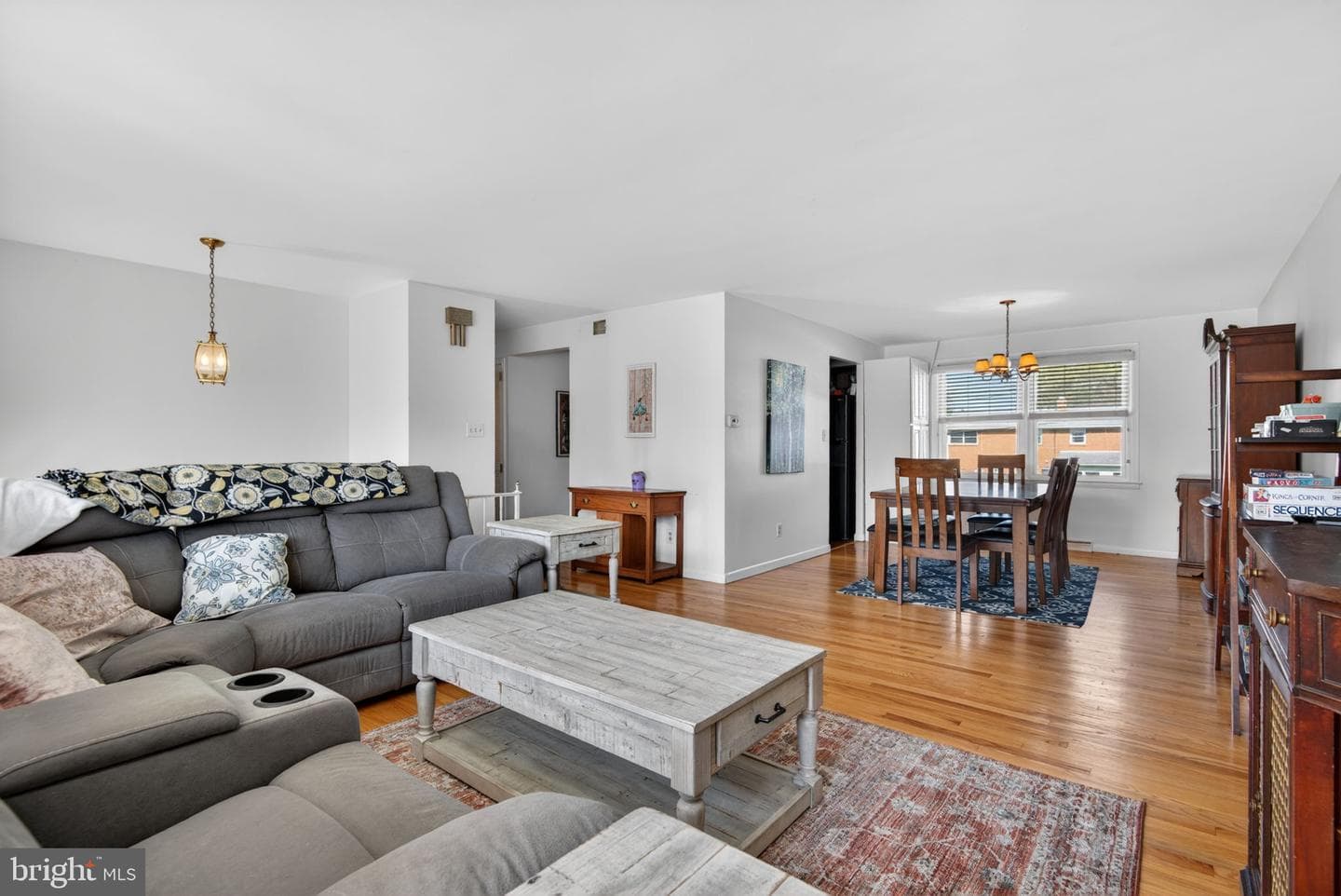 425 Cortleigh photo 6