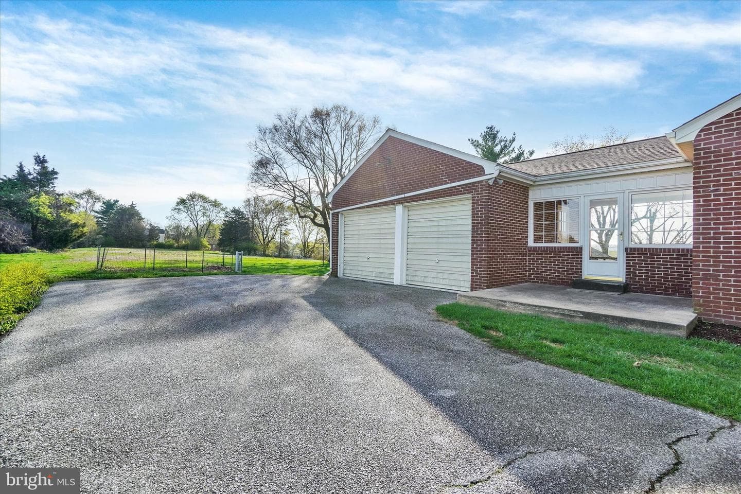 45 N Alwine Avenue photo 27