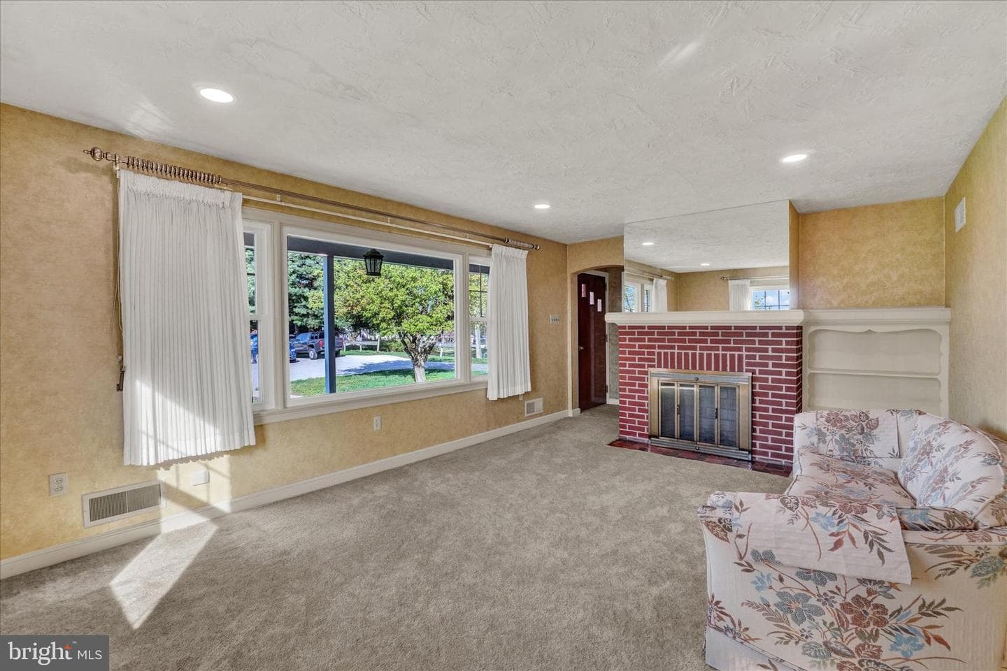 45 N Alwine Avenue photo 4