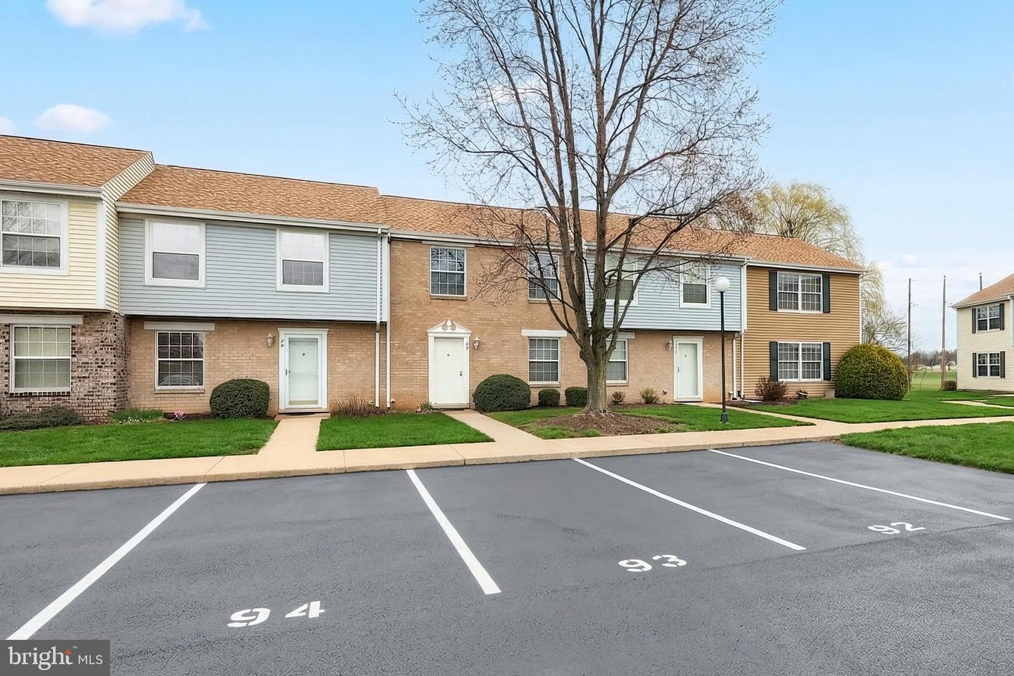 93 Lexton Drive #93 photo 4