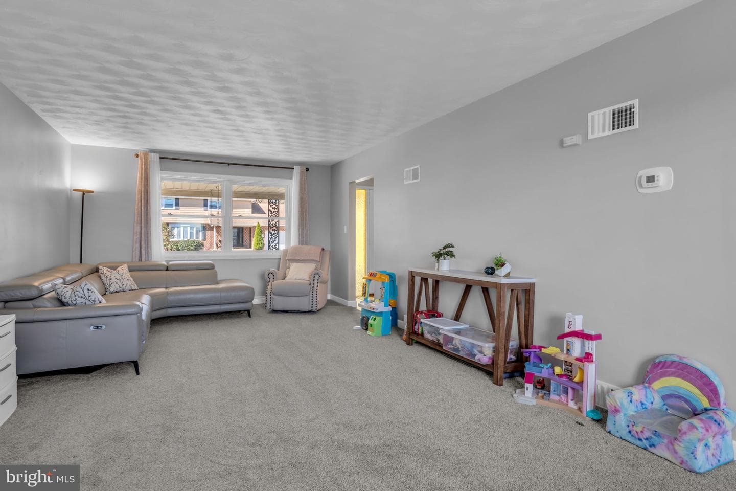 3031 Raylight Drive photo 8