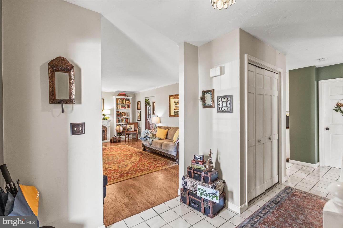 10 Amanda Avenue photo 6