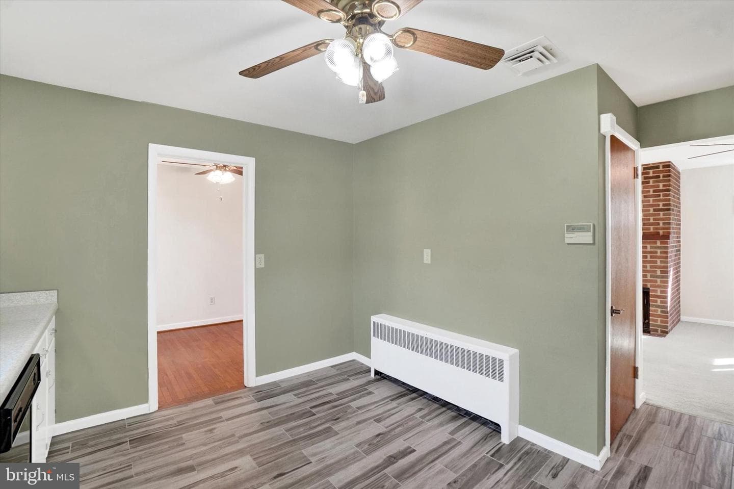 1630 N East Street photo 7