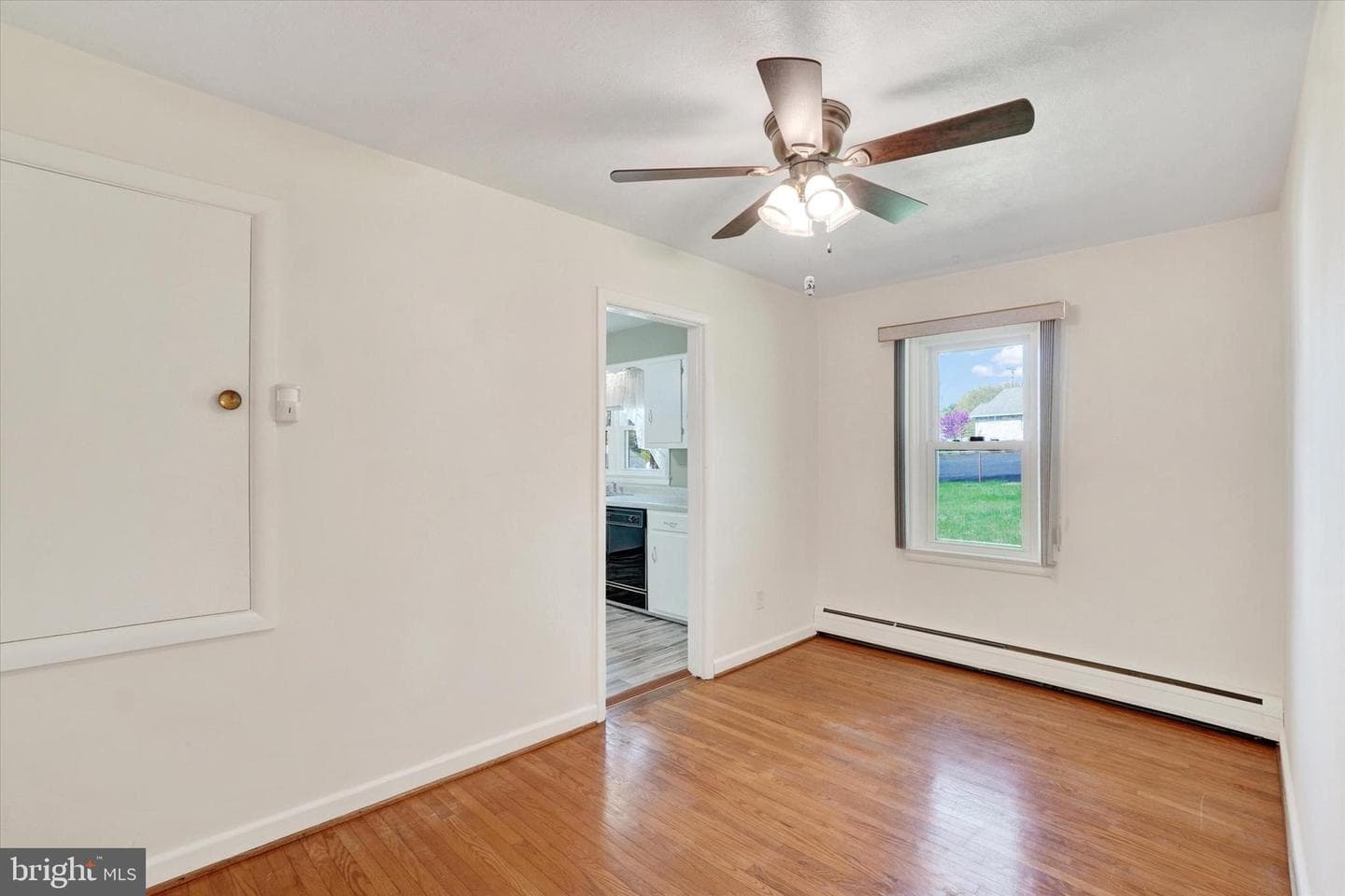 1630 N East Street photo 9