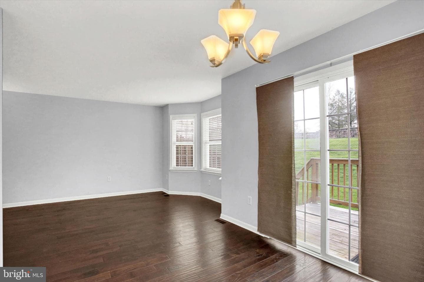 4 Fargreen Court #1b photo 11