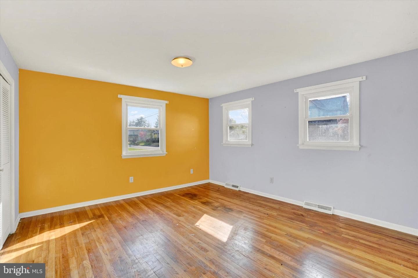 2081 Park Street photo 12