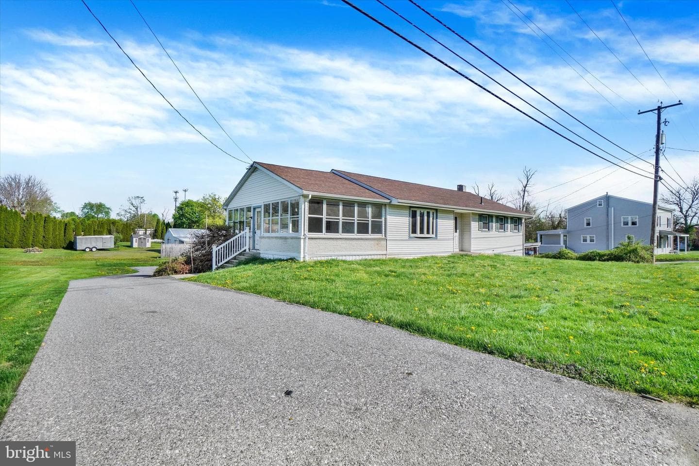 2081 Park Street photo 2