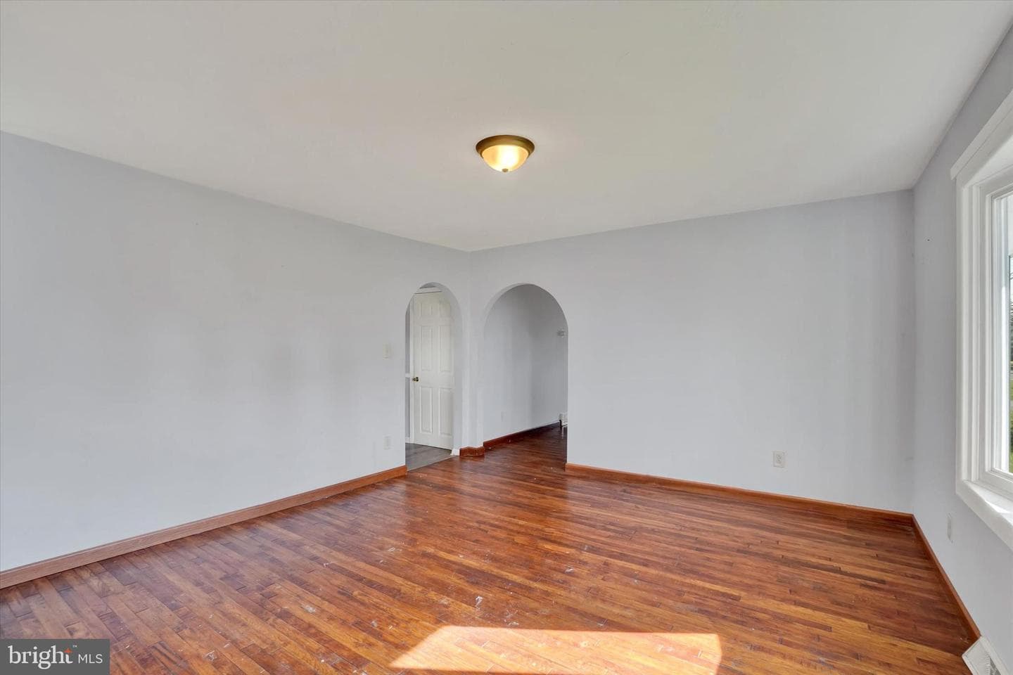2081 Park Street photo 5