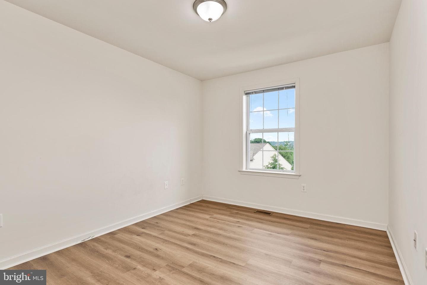 324 Weatherstone Drive photo 24