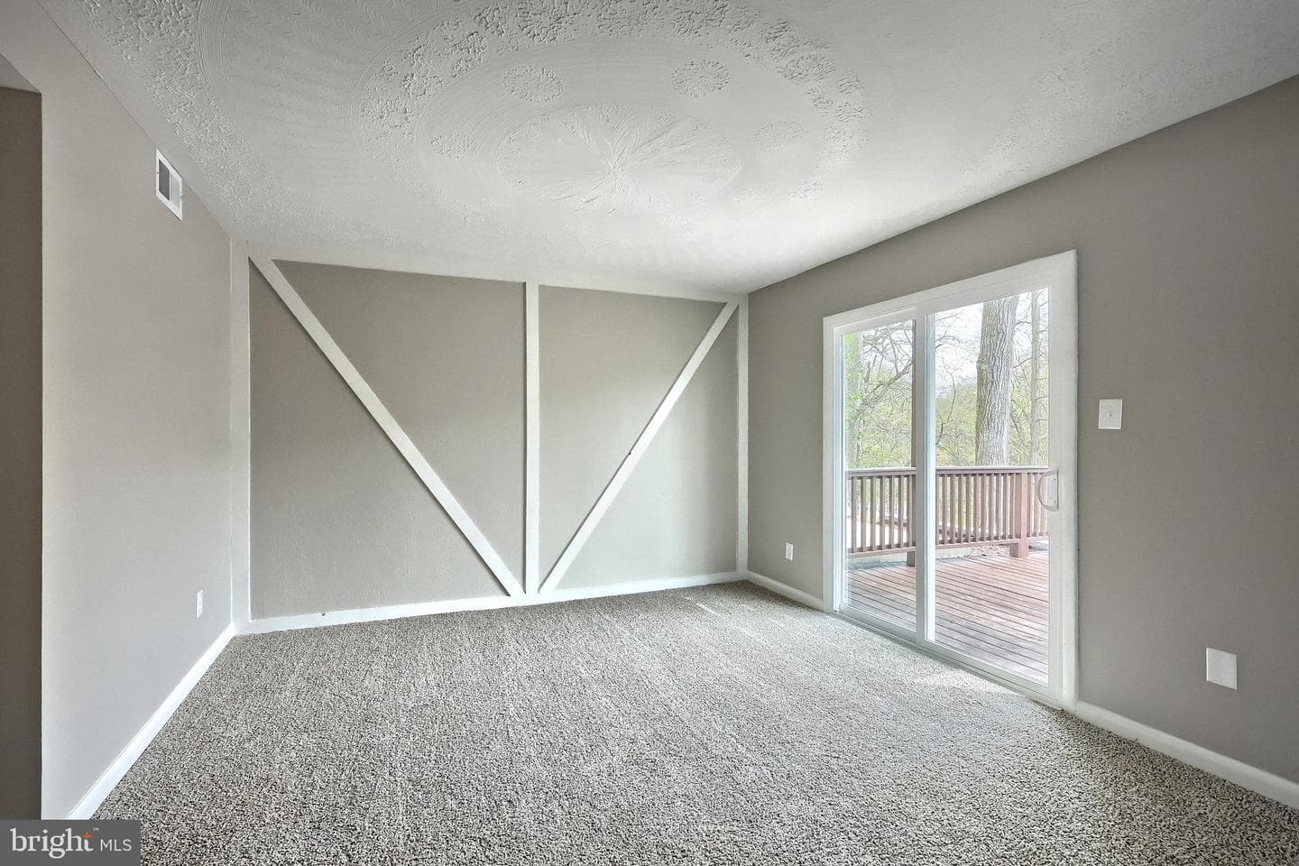 256 Juniper Drive photo 27