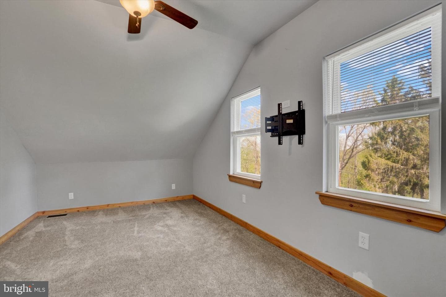 3304 Indian Rock Dam Road photo 20