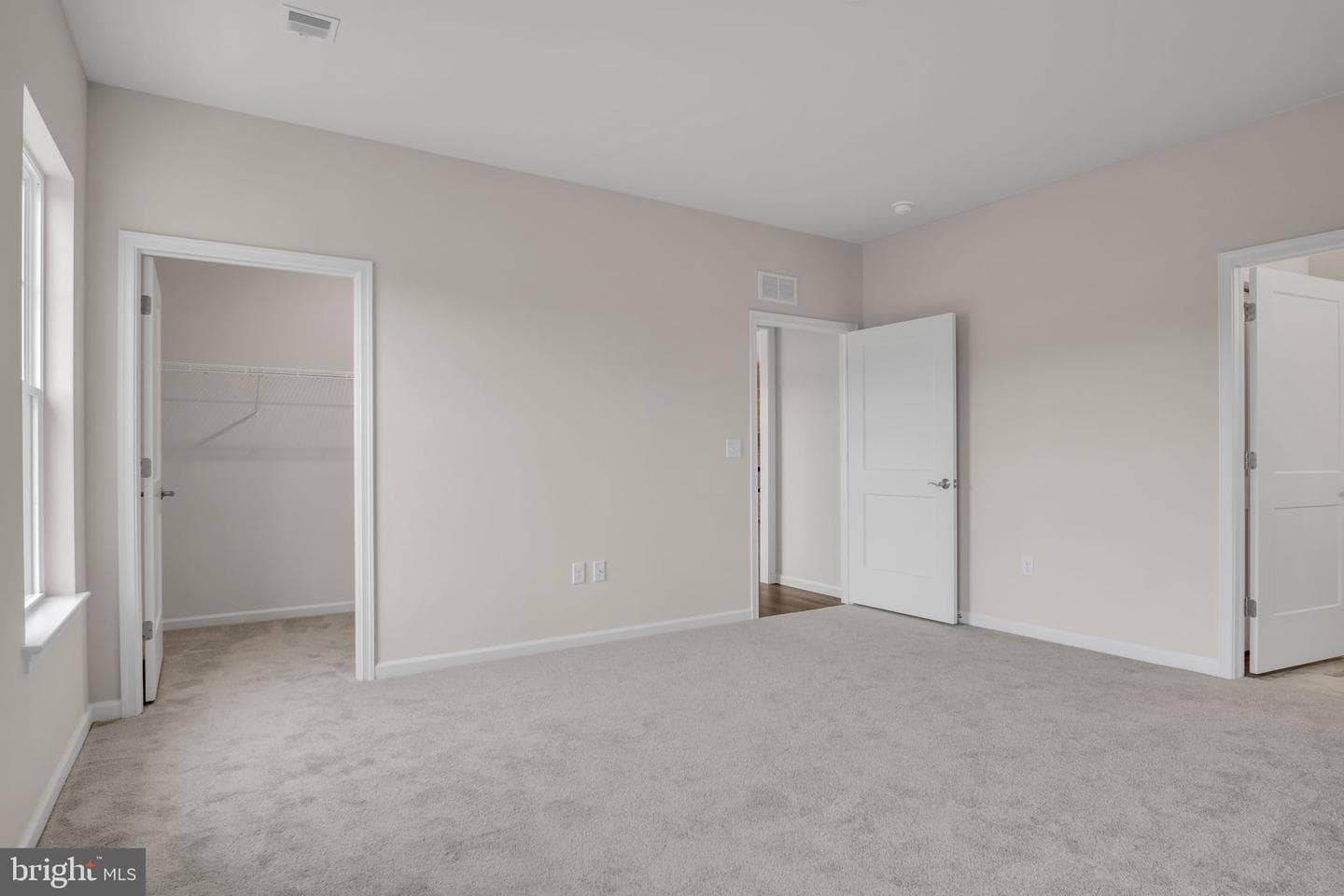 862 Shadowbrooke Drive photo 7